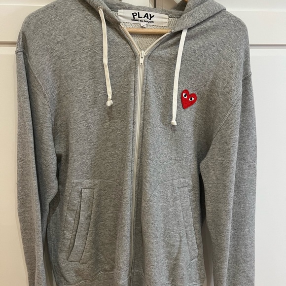 PLAY Classic hoodie - Picture 8 of 8